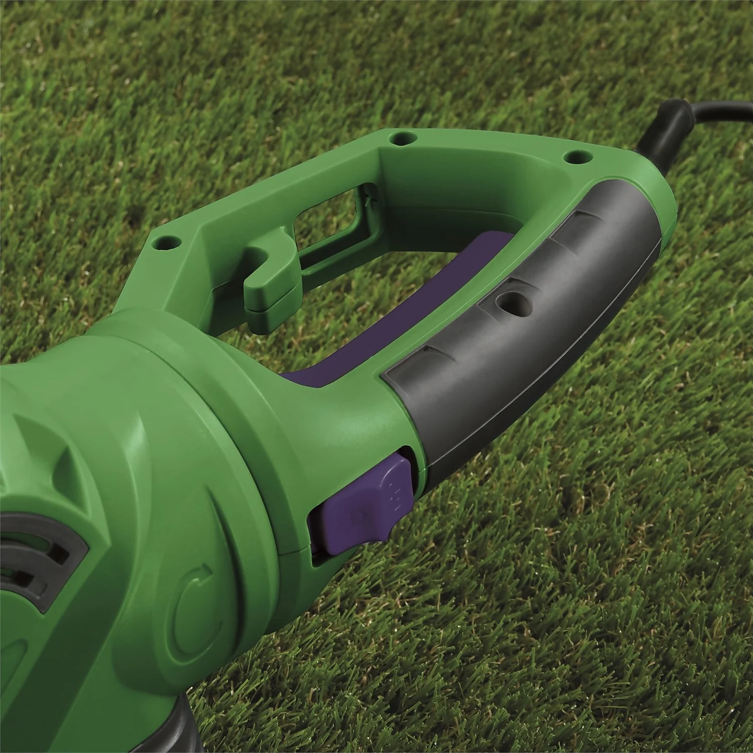 Powerbase 710W Electric Hedge Trimmer - 66cm 3 Powerbase 710W Electric Hedge Trimmer - 66cm - Image 3