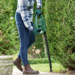 Bosch EasyHedgeCut 45-16 Hedge Trimmer -Westland Garden Deals Store 13496927 1674931200110936