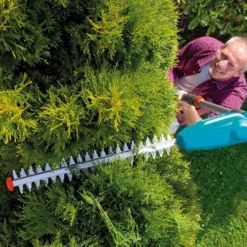 GARDENA Telescopic Cordless 18V Hedge Trimmer -Westland Garden Deals Store 13524827 2074936344471519