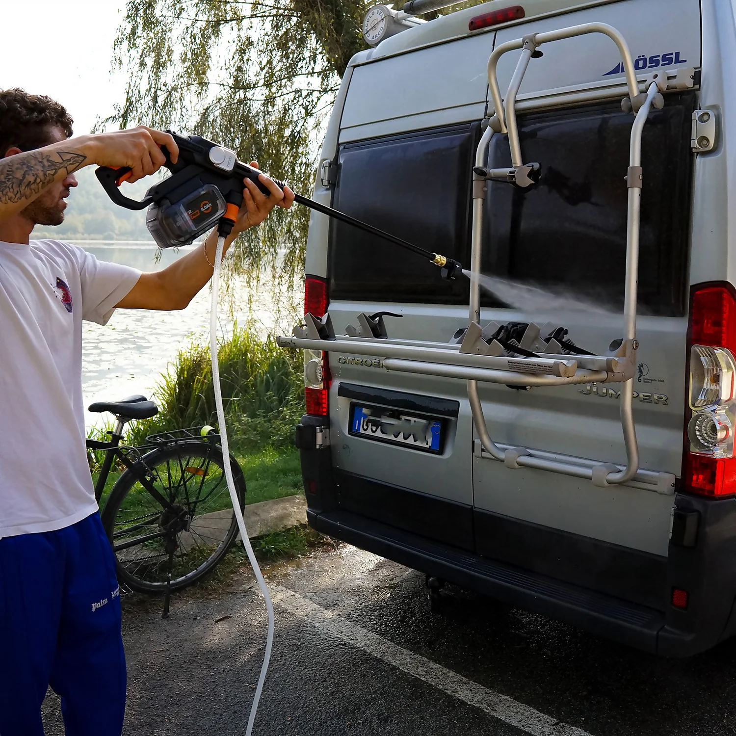 Worx Nitro Brushless Hydroshot Cordless Pressure Washer 3 Worx Nitro Brushless Hydroshot Cordless Pressure Washer - Image 3