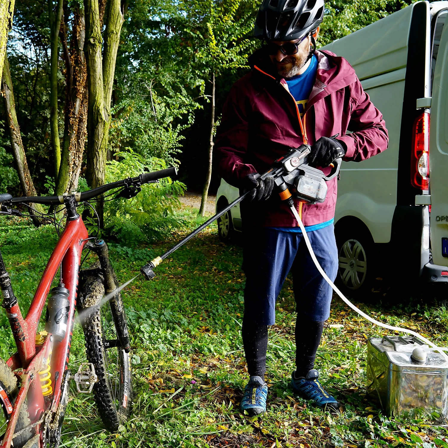 Worx Nitro Brushless Hydroshot Cordless Pressure Washer 2 Worx Nitro Brushless Hydroshot Cordless Pressure Washer - Image 2